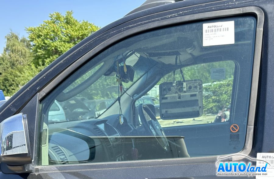 Geam Lateral Fata Stanga Nissan NAVARA D40 2004