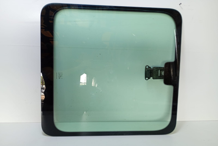 Geam lateral Mercedes-Benz Sprinter 2 906 [2006 - 2013]