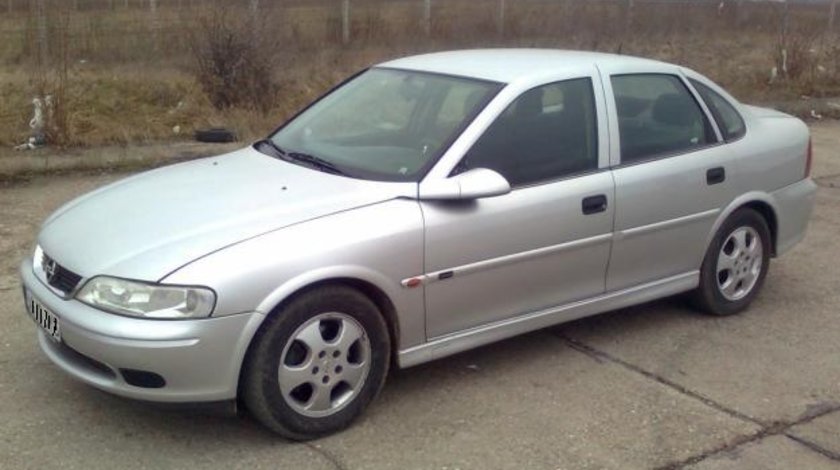 GEAM LATERAL OPEL VECTRA B FAB. 1995 – 2001 ⭐⭐⭐⭐⭐