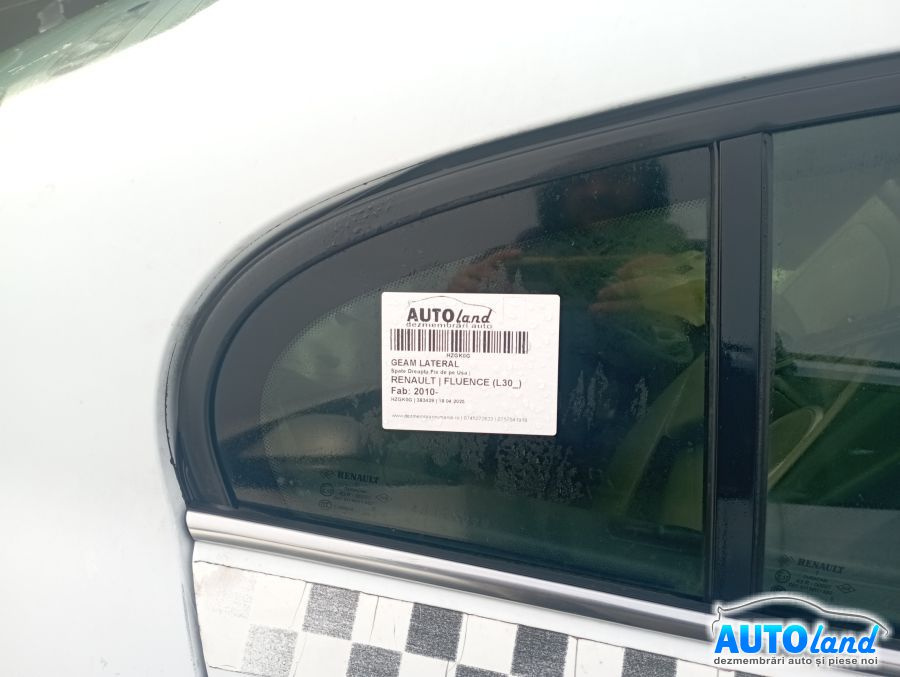 Geam Lateral Spate Dreapta Fix de pe Usa Renault FLUENCE L30 2010