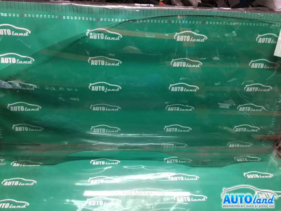 Geam Lateral Stanga Fata Mercedes-Benz C-CLASS W203 2000