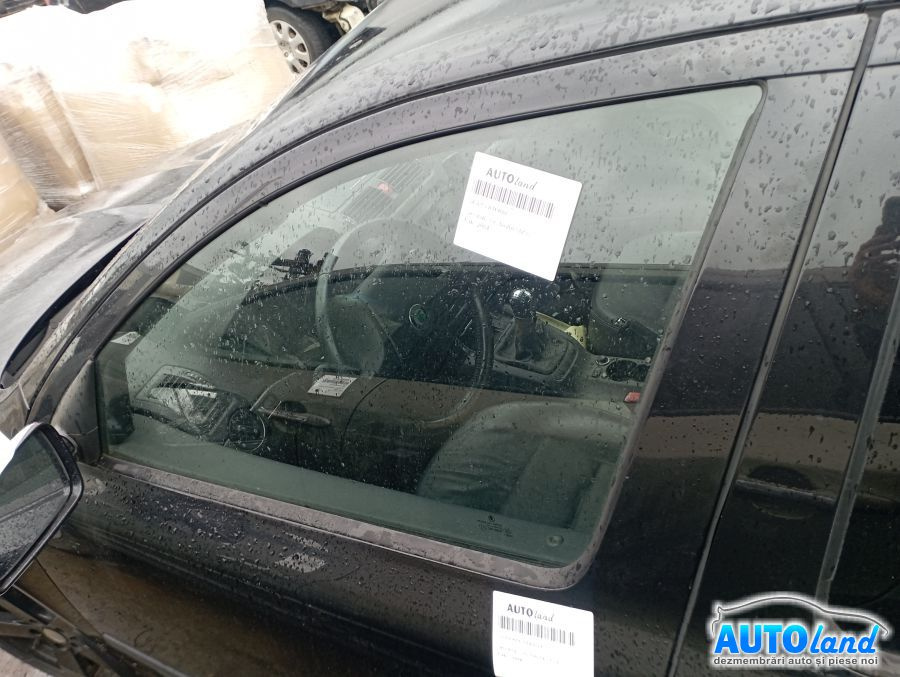 Geam Lateral Stanga Fata Skoda OCTAVIA 1Z3 2004