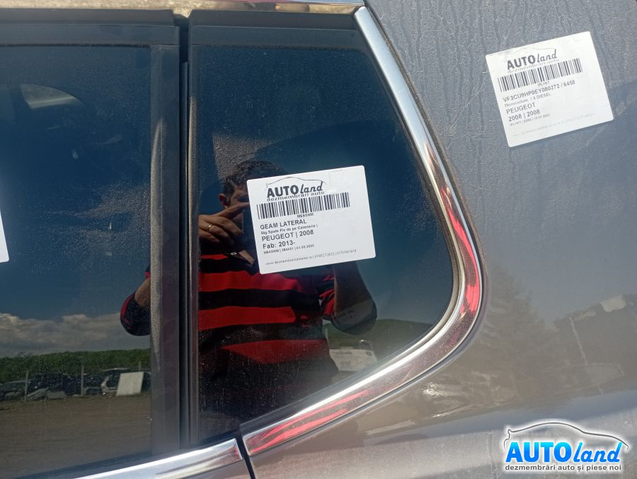 Geam Lateral Stanga Spate Fix de pe Caroserie Peugeot 2008 2013