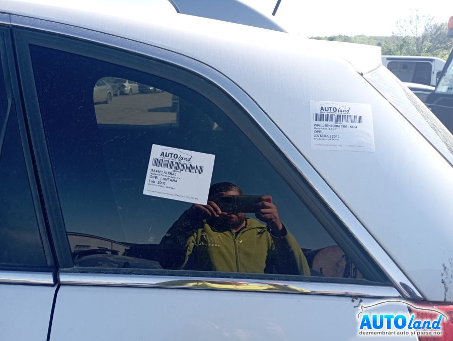 Geam Lateral Stanga Spate Fix de pe Caroserie Opel ANTARA 2006