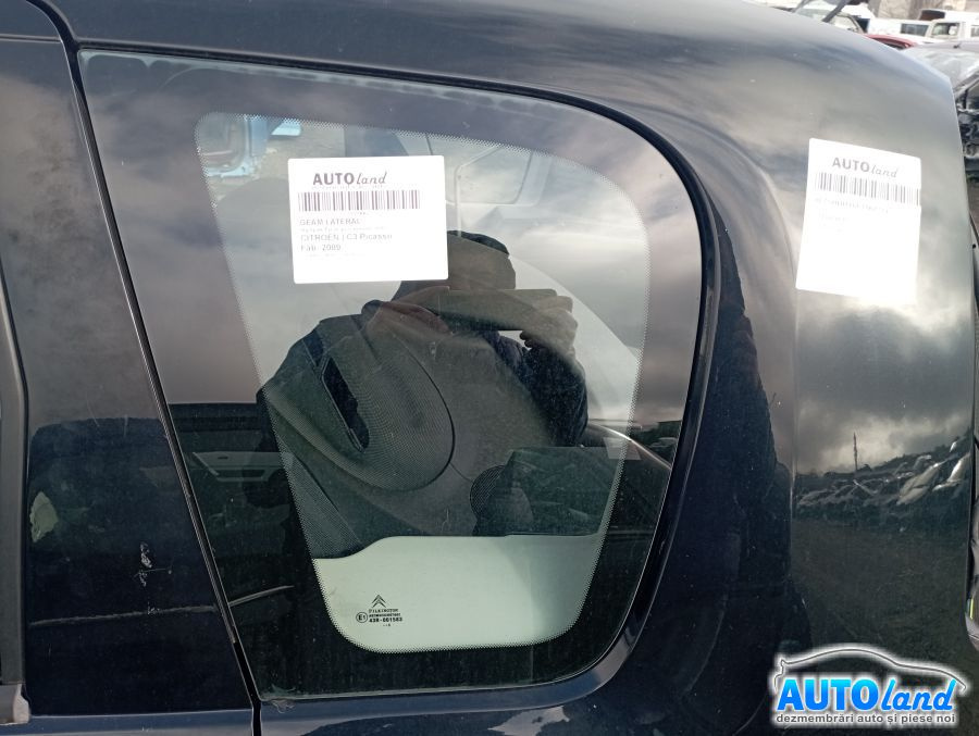 Geam Lateral Stanga Spate Fix de pe Caroserie, 2015 Citroen C3 Picasso 2009