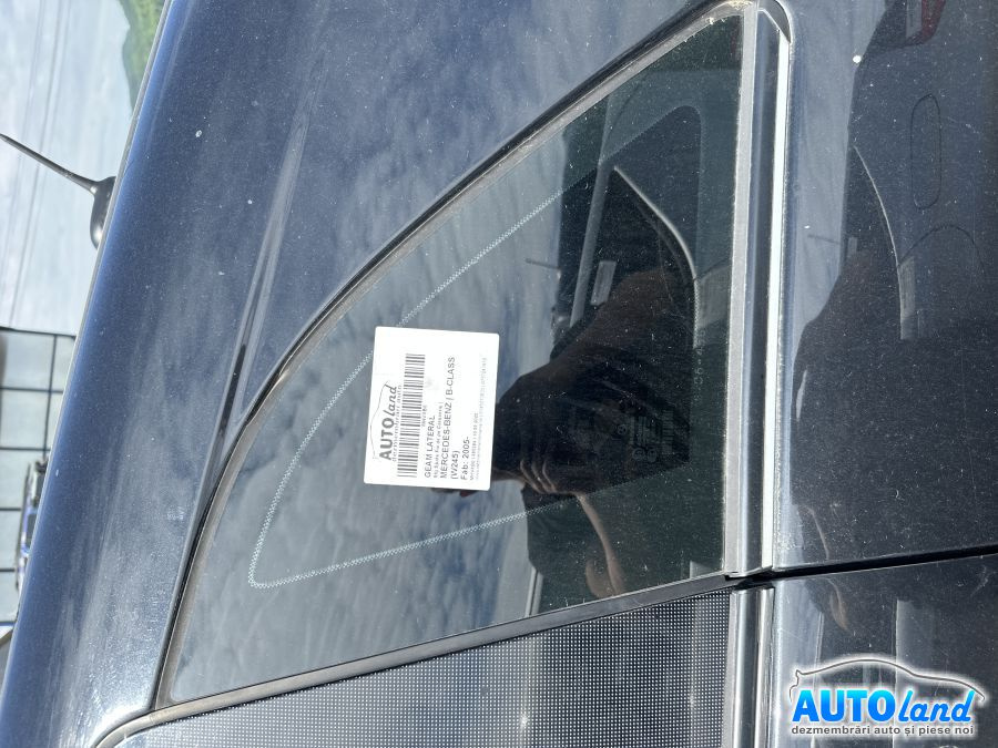 Geam Lateral Stanga Spate Fix de pe Caroserie Mercedes-Benz B-CLASS W245 2005