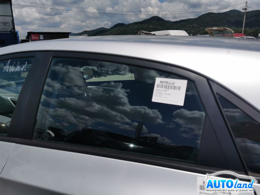 Geam Lateral Stanga Spate Hyundai i30 GD 2011