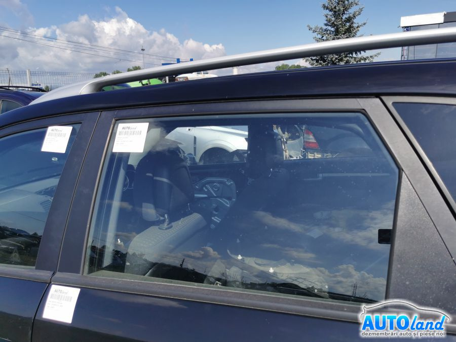 Geam Lateral Stanga Spate Kia SORENTO XM 2009