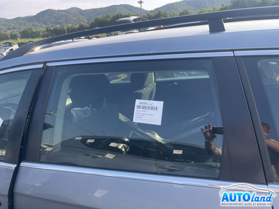 Geam Lateral Stanga Spate Volkswagen PASSAT Variant 3C5 2005