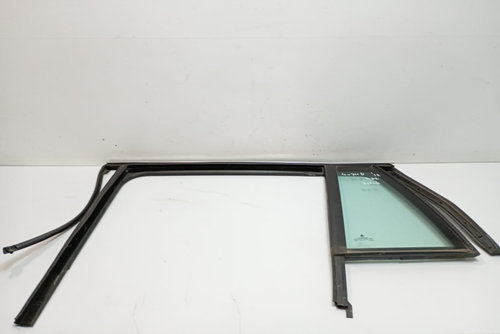 Geam mic cu garnitura stanga spate Skoda Superb 2 [facelift] [2013 - 2015]
