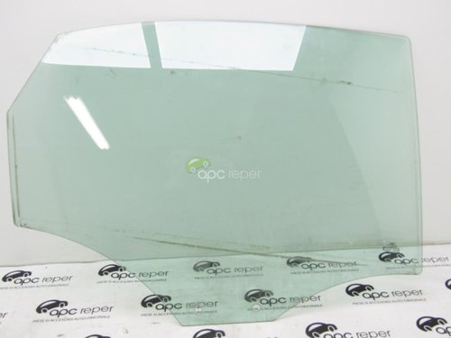 Geam spate dreapta Audi A4 8K Sedan Original
