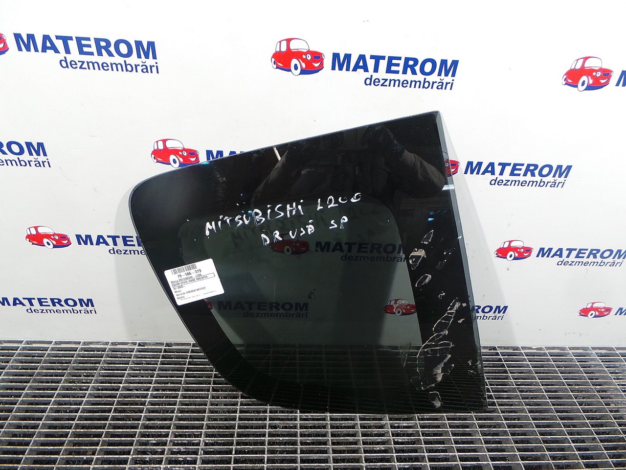 GEAM SPATE MARE DREAPTA MITSUBISHI L200 - - (2015 2019)