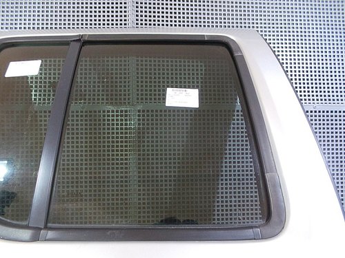GEAM SPATE MARE DREAPTA NISSAN NAVARA - - (2005 2010)