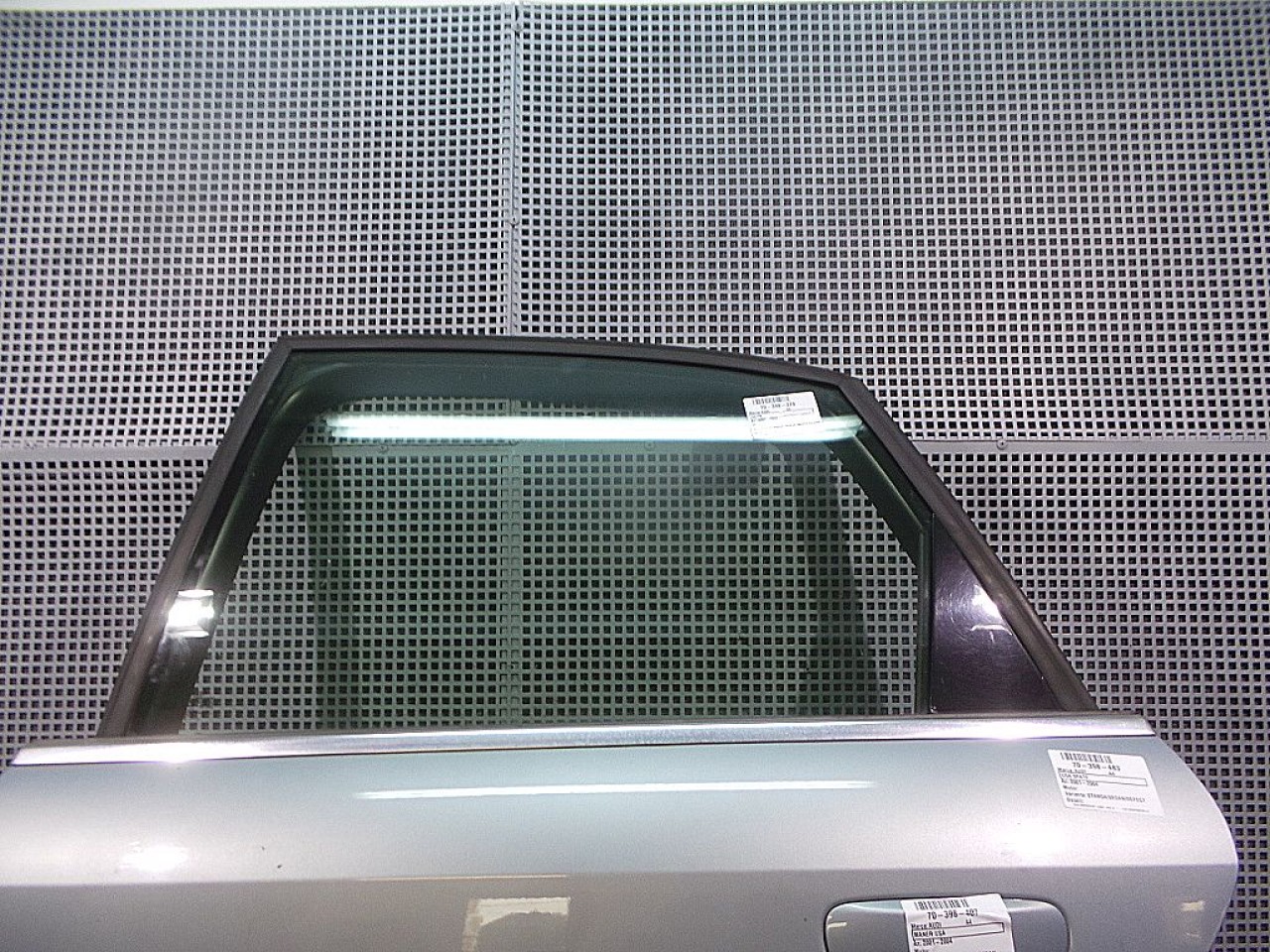 GEAM SPATE MARE STANGA AUDI A4 A4 - - (2001 2004)