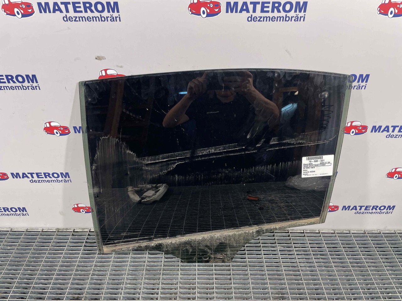 GEAM SPATE MARE STANGA BMW SERIA 3 F 30 - - (2015 2018)