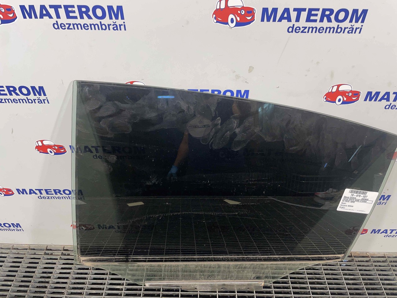 GEAM SPATE MARE STANGA TOYOTA AVENSIS - - (2015 2018)