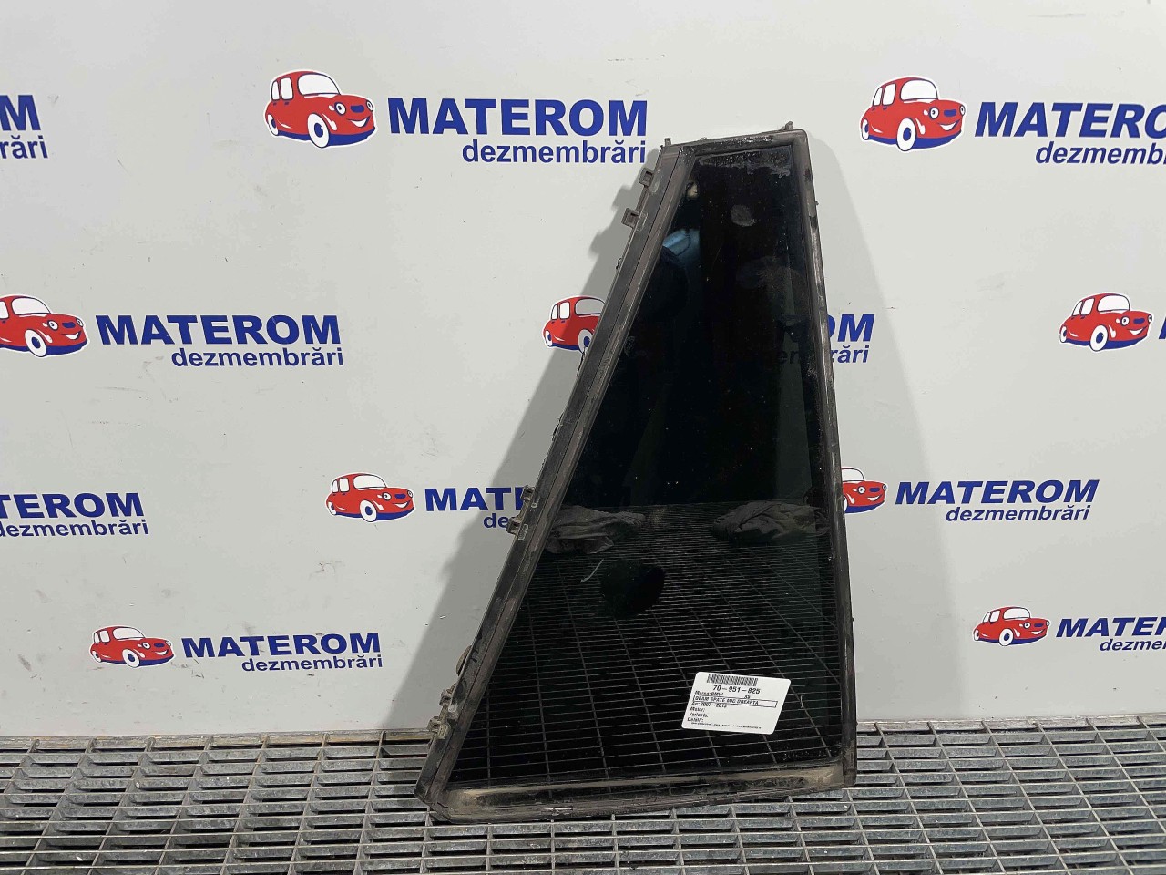 GEAM SPATE MIC DREAPTA BMW X5 - - (2007 2013)