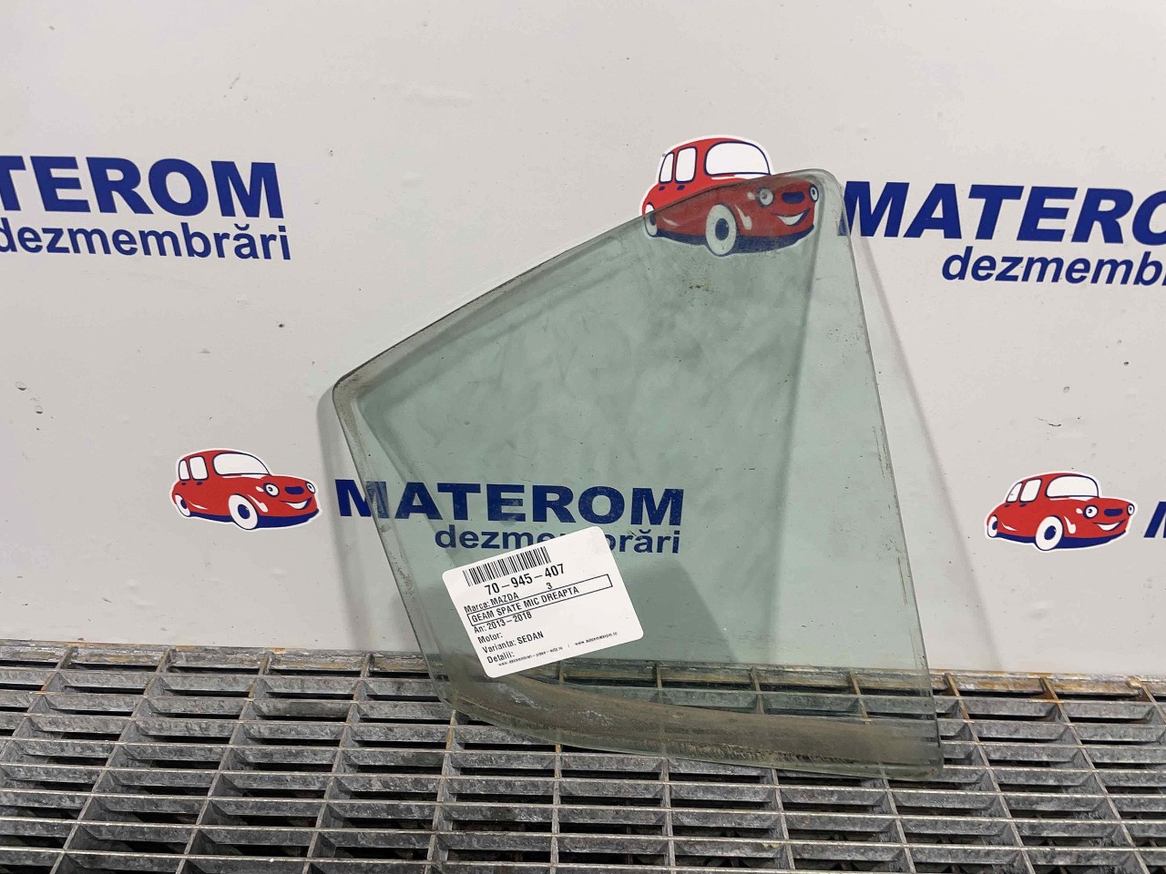 GEAM SPATE MIC DREAPTA MAZDA 3 3 - - (2013 2018)