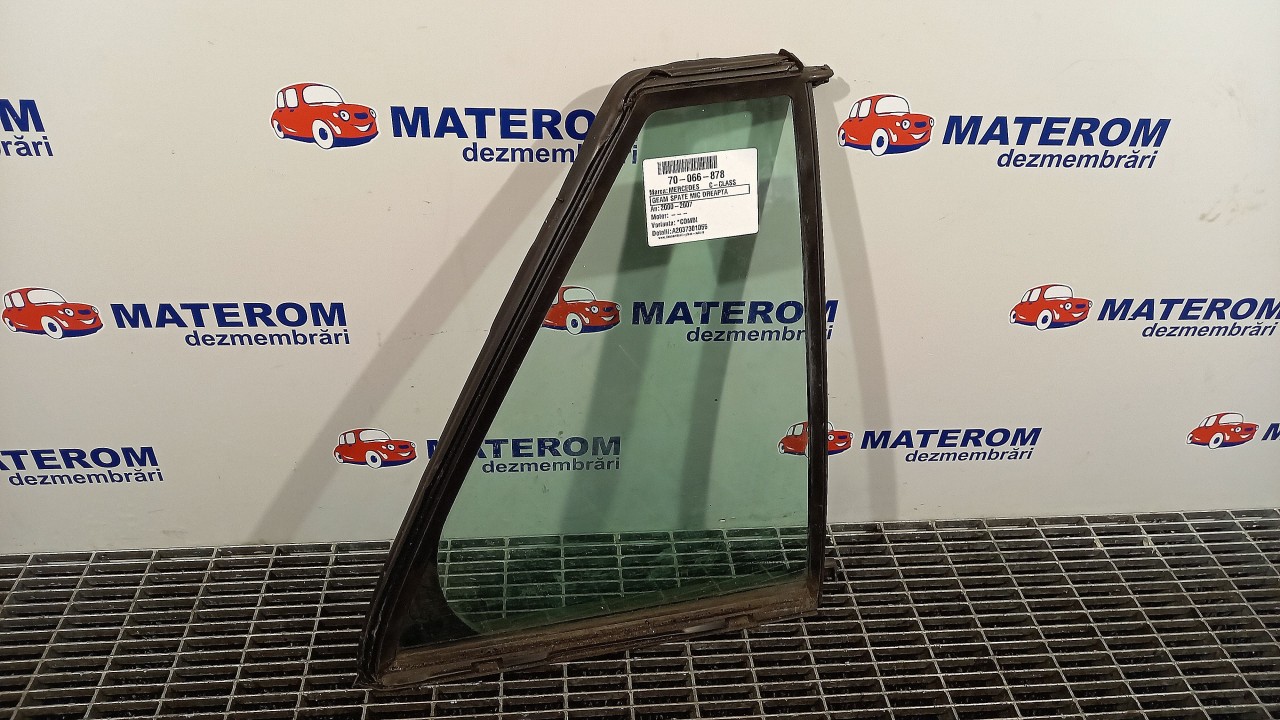 GEAM SPATE MIC DREAPTA MERCEDES C-CLASS C-CLASS - - (2000 2007)