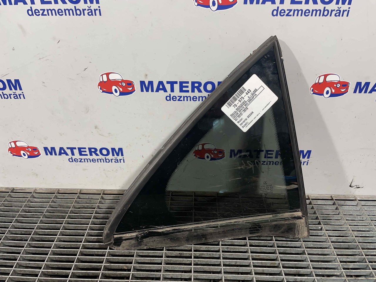 GEAM SPATE MIC DREAPTA MERCEDES E-CLASS - - (2013 2016)