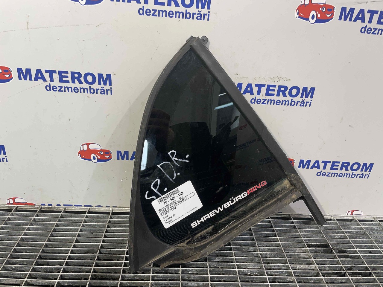 GEAM SPATE MIC DREAPTA MERCEDES GLA GLA - - (2013 2019)