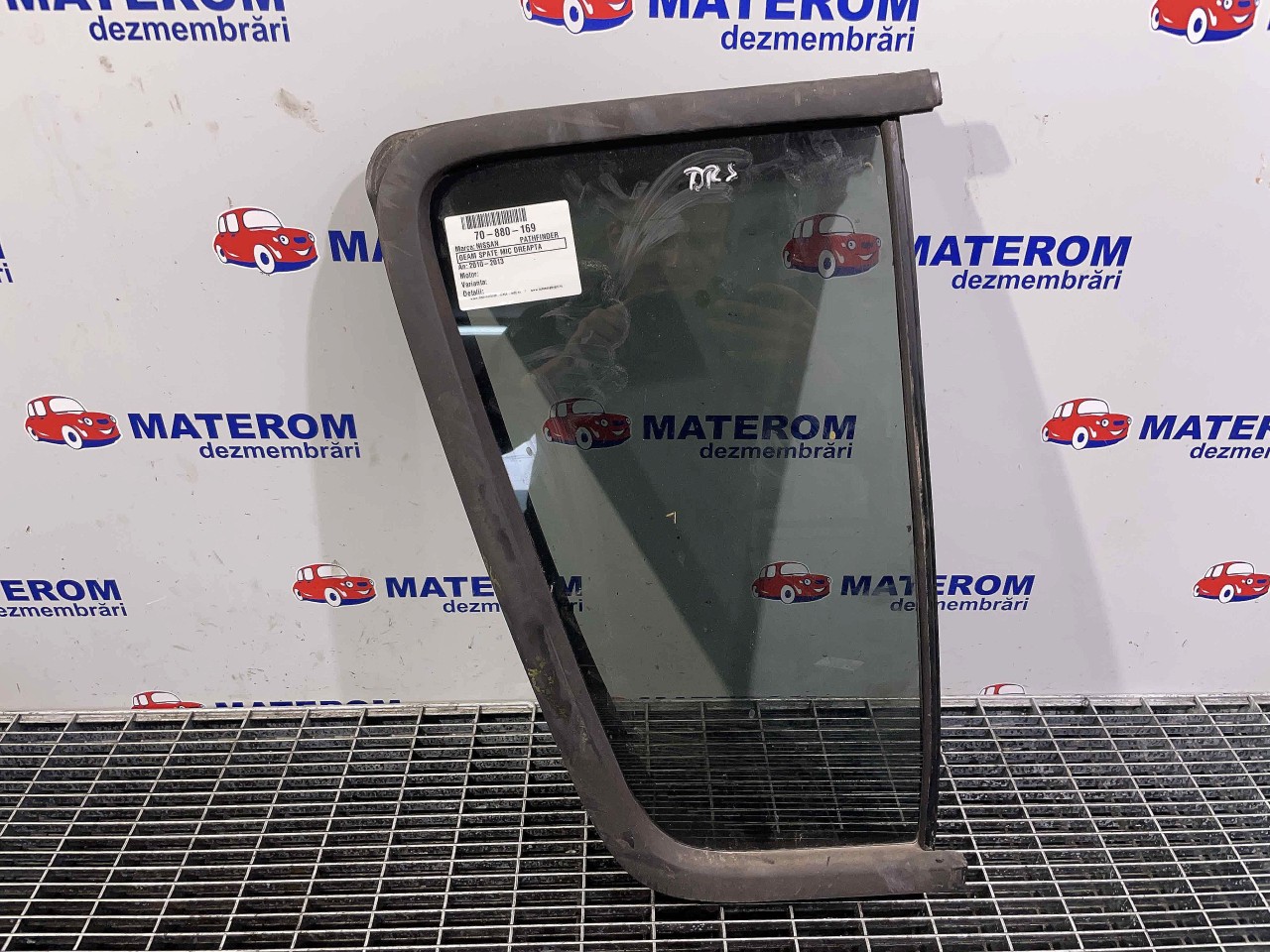 GEAM SPATE MIC DREAPTA NISSAN PATHFINDER PATHFINDER - - (2010 2013)