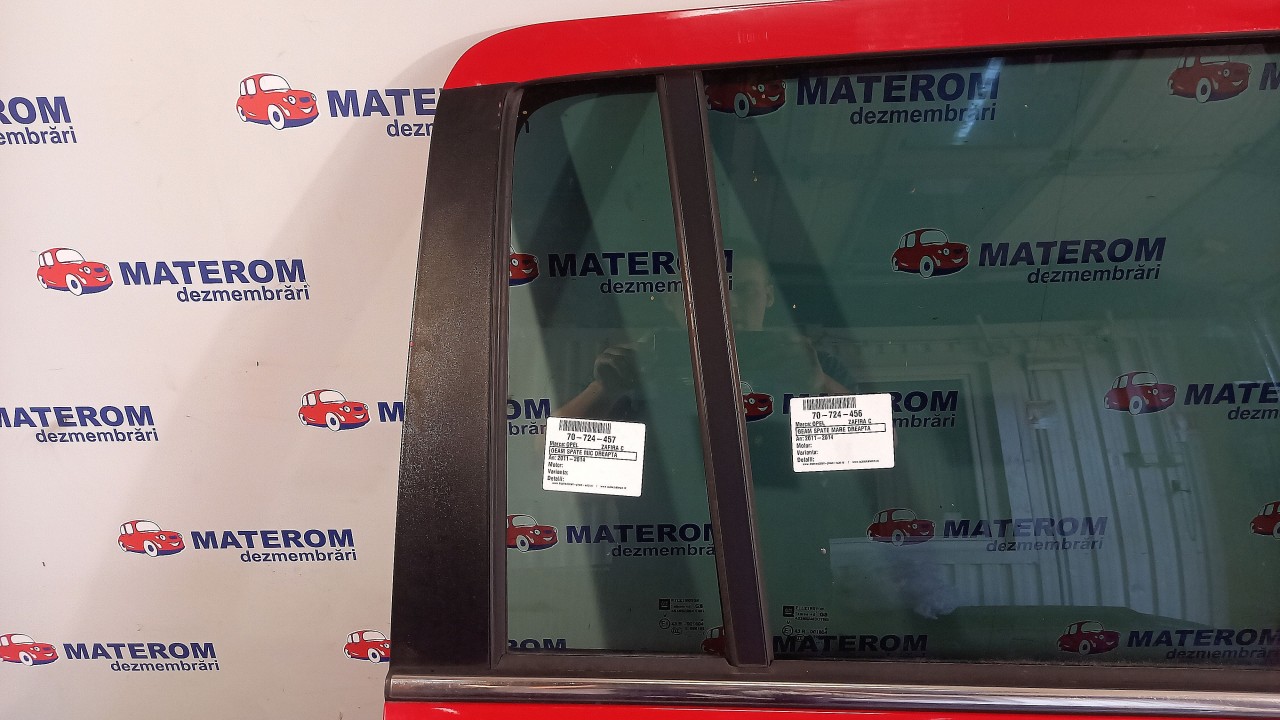 GEAM SPATE MIC DREAPTA OPEL ZAFIRA B - - (2008 2011)