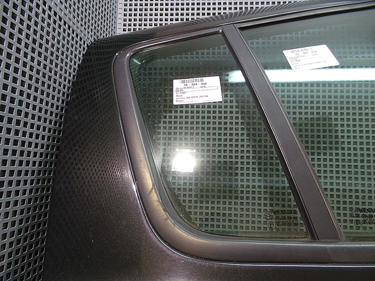 GEAM SPATE MIC DREAPTA RENAULT CLIO - - (2005 2012)