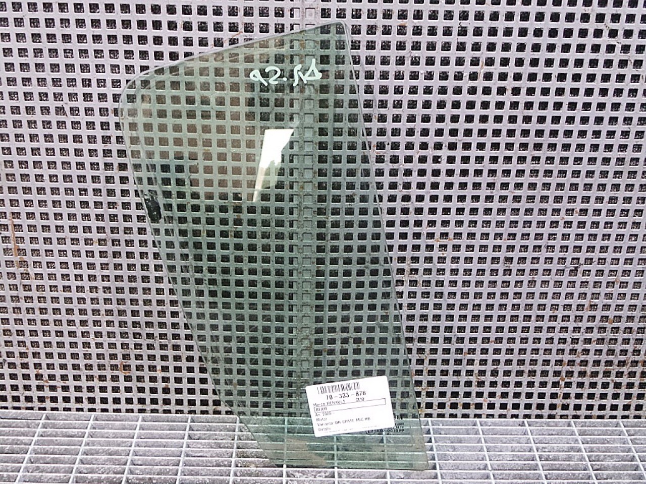 GEAM SPATE MIC DREAPTA RENAULT CLIO - - (2005 2012)