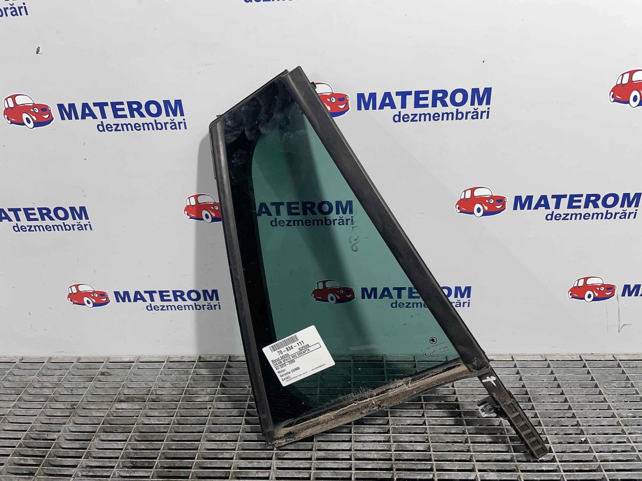 GEAM SPATE MIC DREAPTA SKODA SUPERB - - 