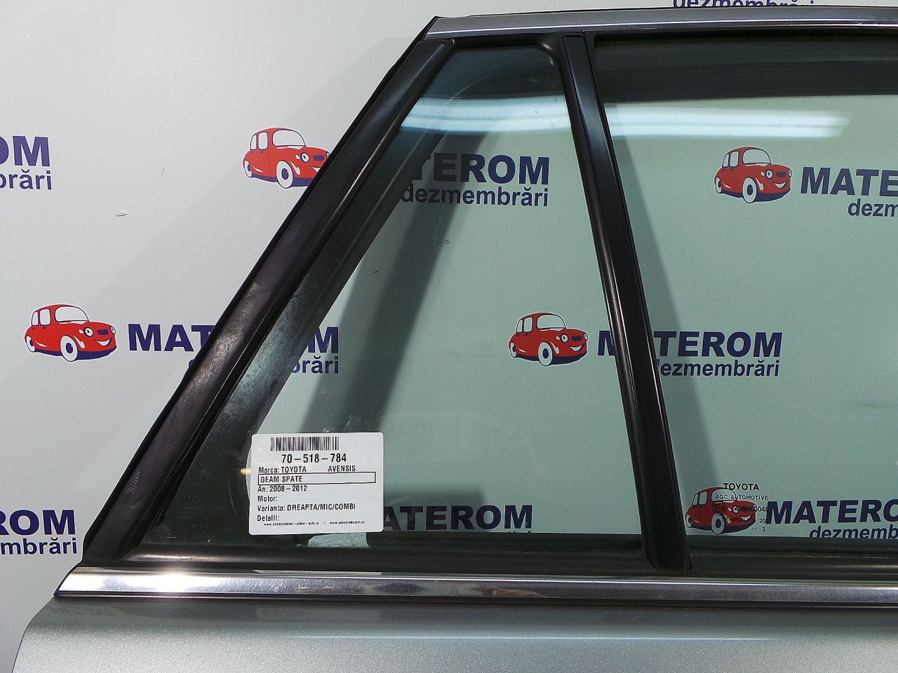 GEAM SPATE MIC DREAPTA TOYOTA AVENSIS - - (2008 2012)