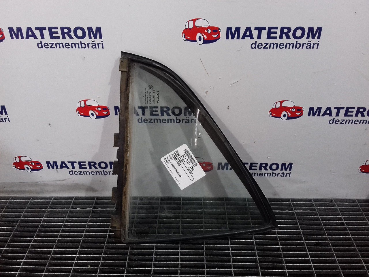 GEAM SPATE MIC DREAPTA TOYOTA AVENSIS AVENSIS - - (2003 2008)
