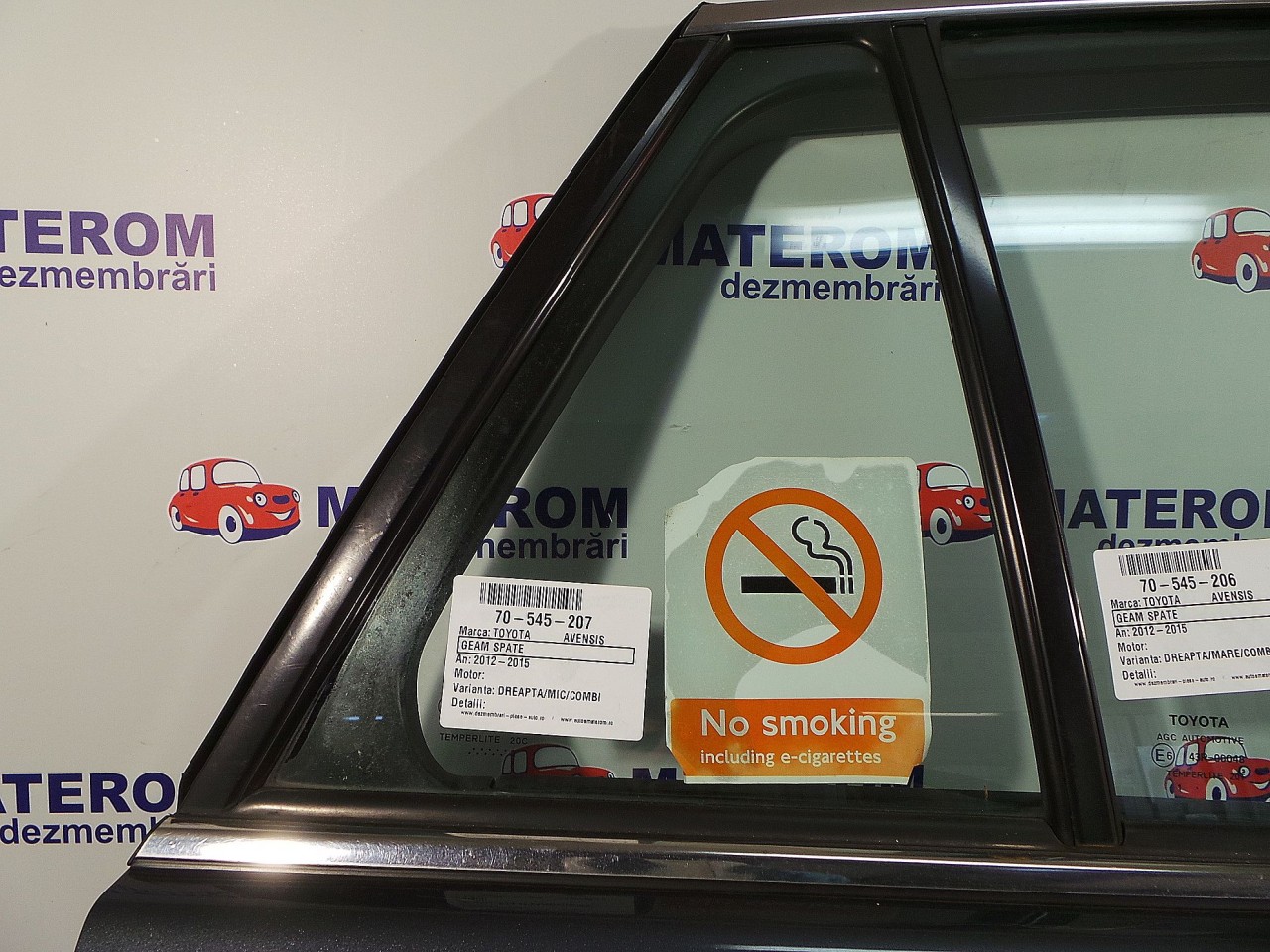 GEAM SPATE MIC DREAPTA TOYOTA AVENSIS AVENSIS - - (2012 2015)