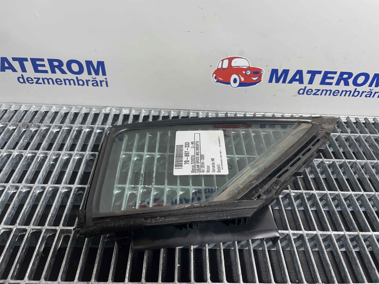 GEAM SPATE MIC DREAPTA TOYOTA C-HR C-HR - - (2016 2020)