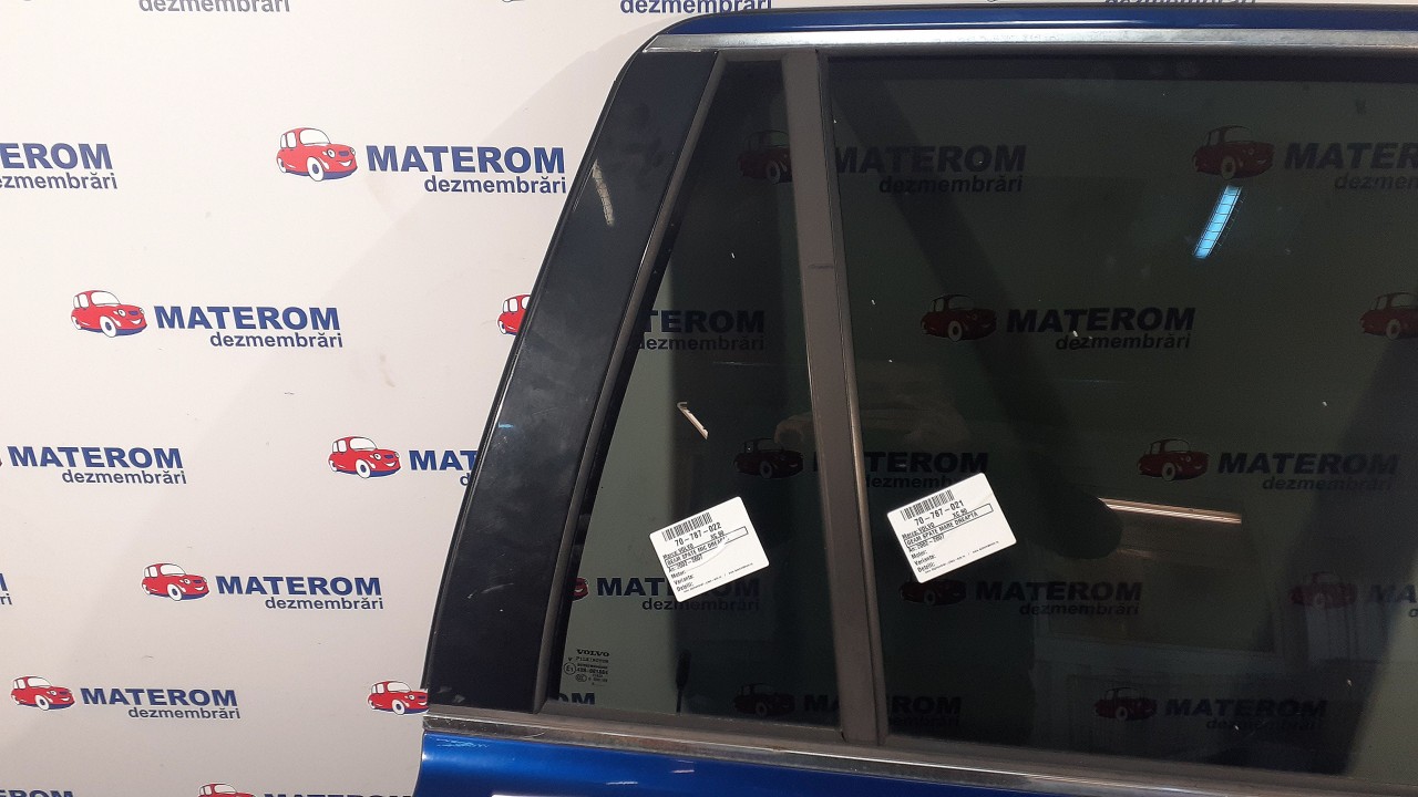 GEAM SPATE MIC DREAPTA VOLVO XC 90 - - (2002 2007)