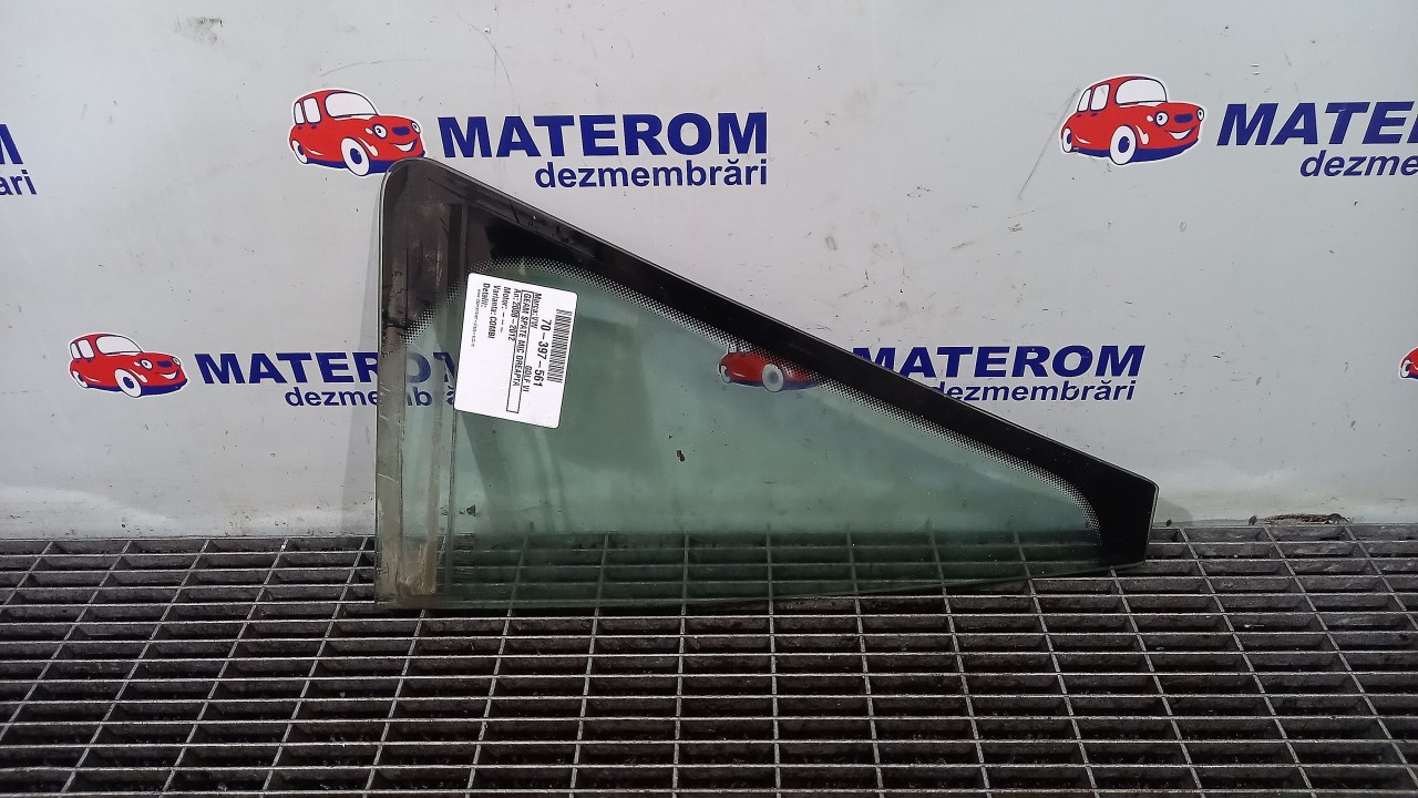 GEAM SPATE MIC DREAPTA VW GOLF VI - - (2008 2012)