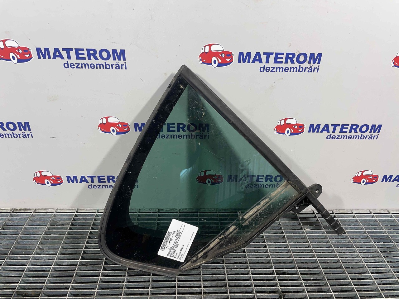 GEAM SPATE MIC DREAPTA VW PASSAT PASSAT - - (2014 2019)