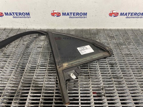 GEAM SPATE MIC STANGA CHRYSLER 300C - - (2011 2014)