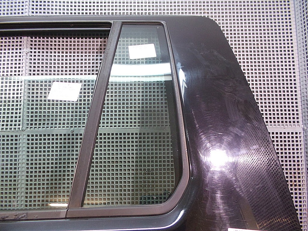 GEAM SPATE MIC STANGA LAND ROVER DISCOVERY - - (2004 2009)