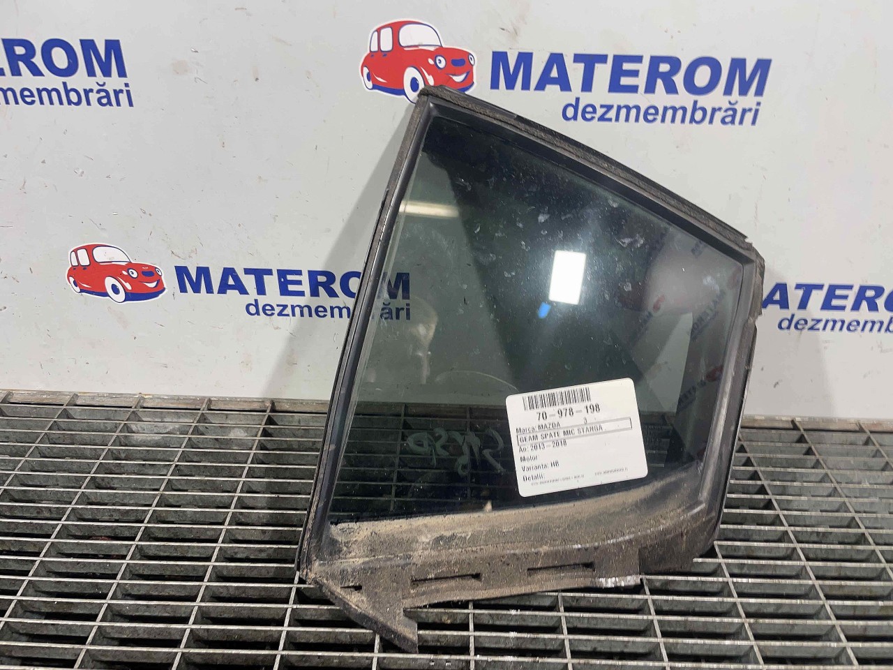 GEAM SPATE MIC STANGA MAZDA 3 - - (2013 2018)
