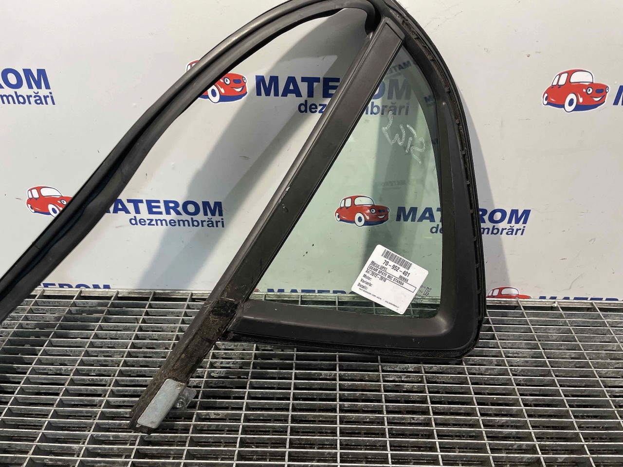 GEAM SPATE MIC STANGA OPEL MOKKA - - (20