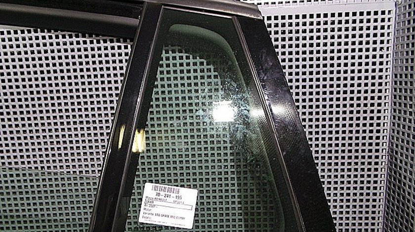 GEAM SPATE MIC STANGA RENAULT LAGUNA LAGUNA - (2007 None)