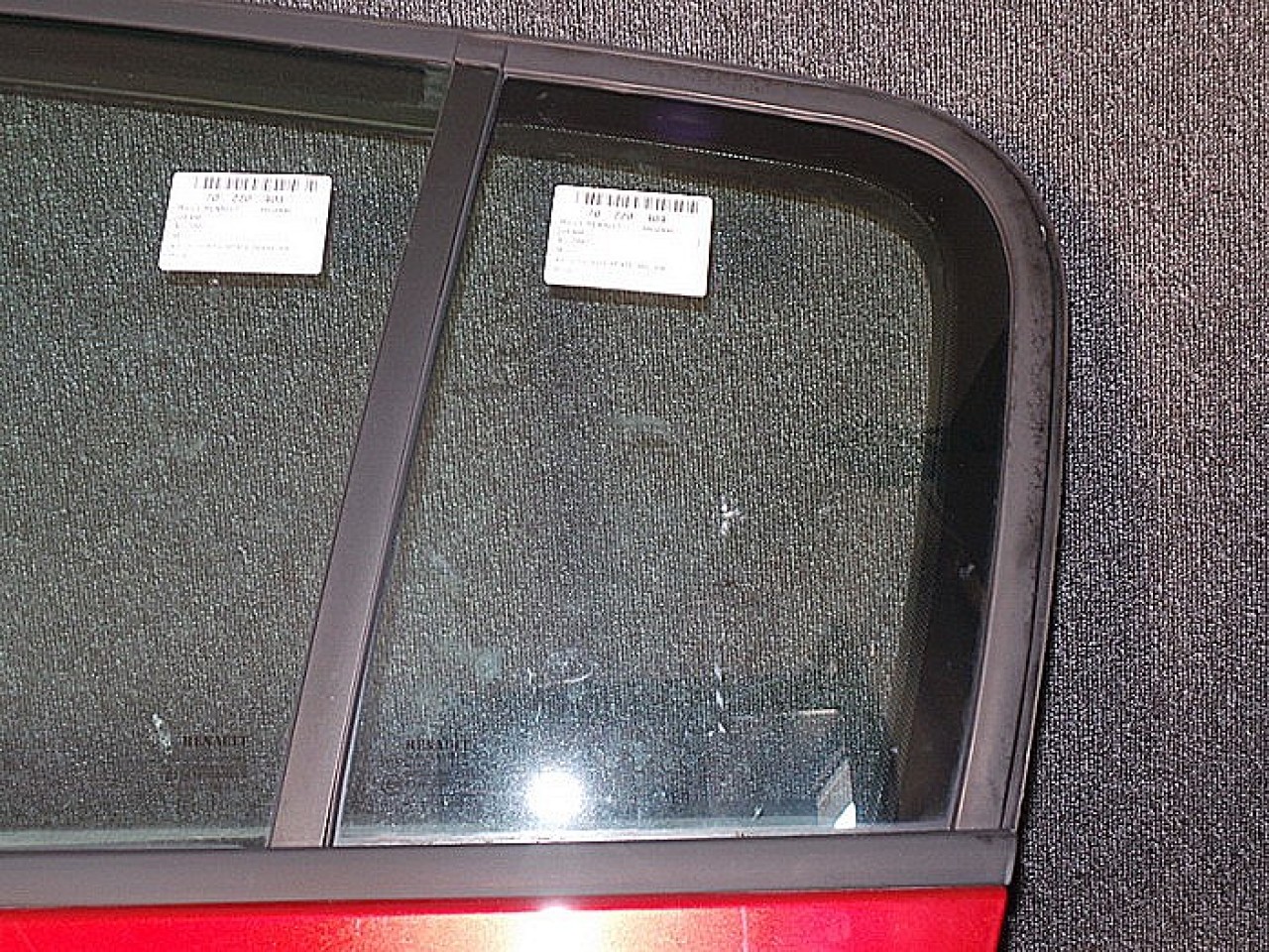 GEAM SPATE MIC STANGA RENAULT MEGANE - - (2002 2005)