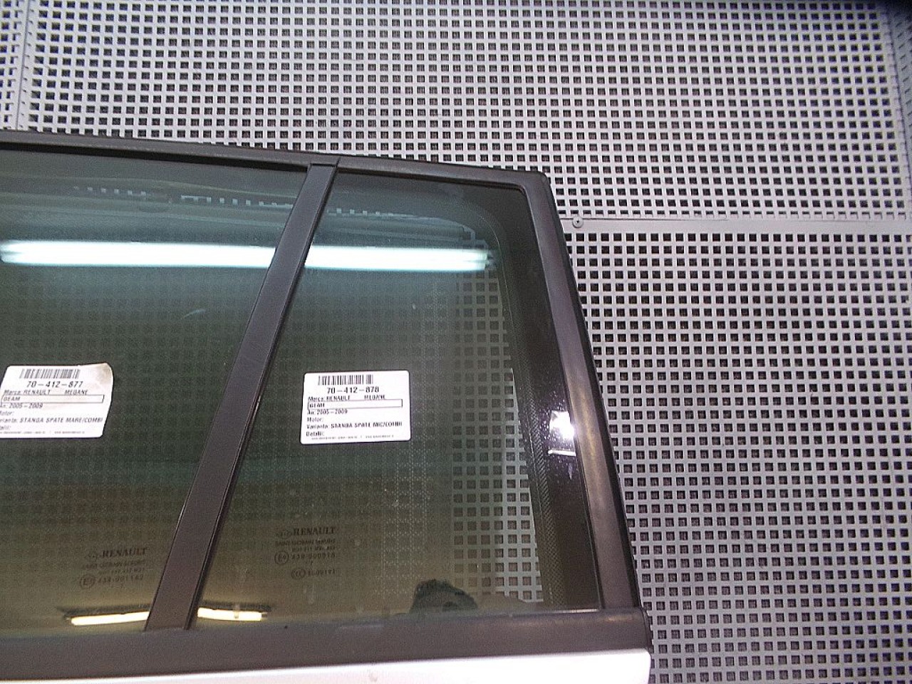 GEAM SPATE MIC STANGA RENAULT MEGANE - - (2005 2008)