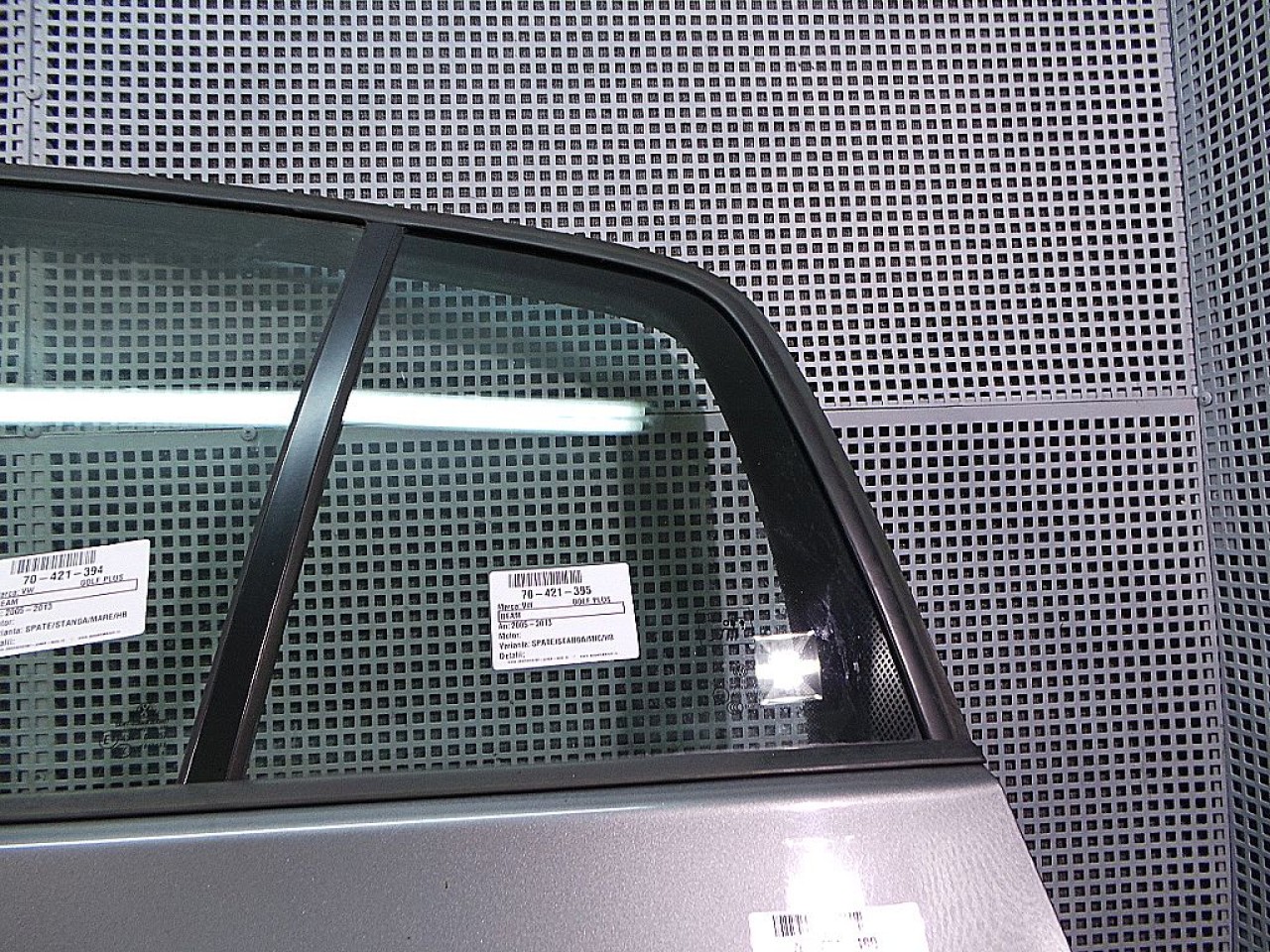 GEAM SPATE MIC STANGA VW GOLF V PLUS - - (2005 2008)