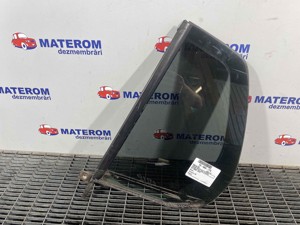 GEAM SPATE MIC STANGA VW GOLF VI - - (2008 2012)