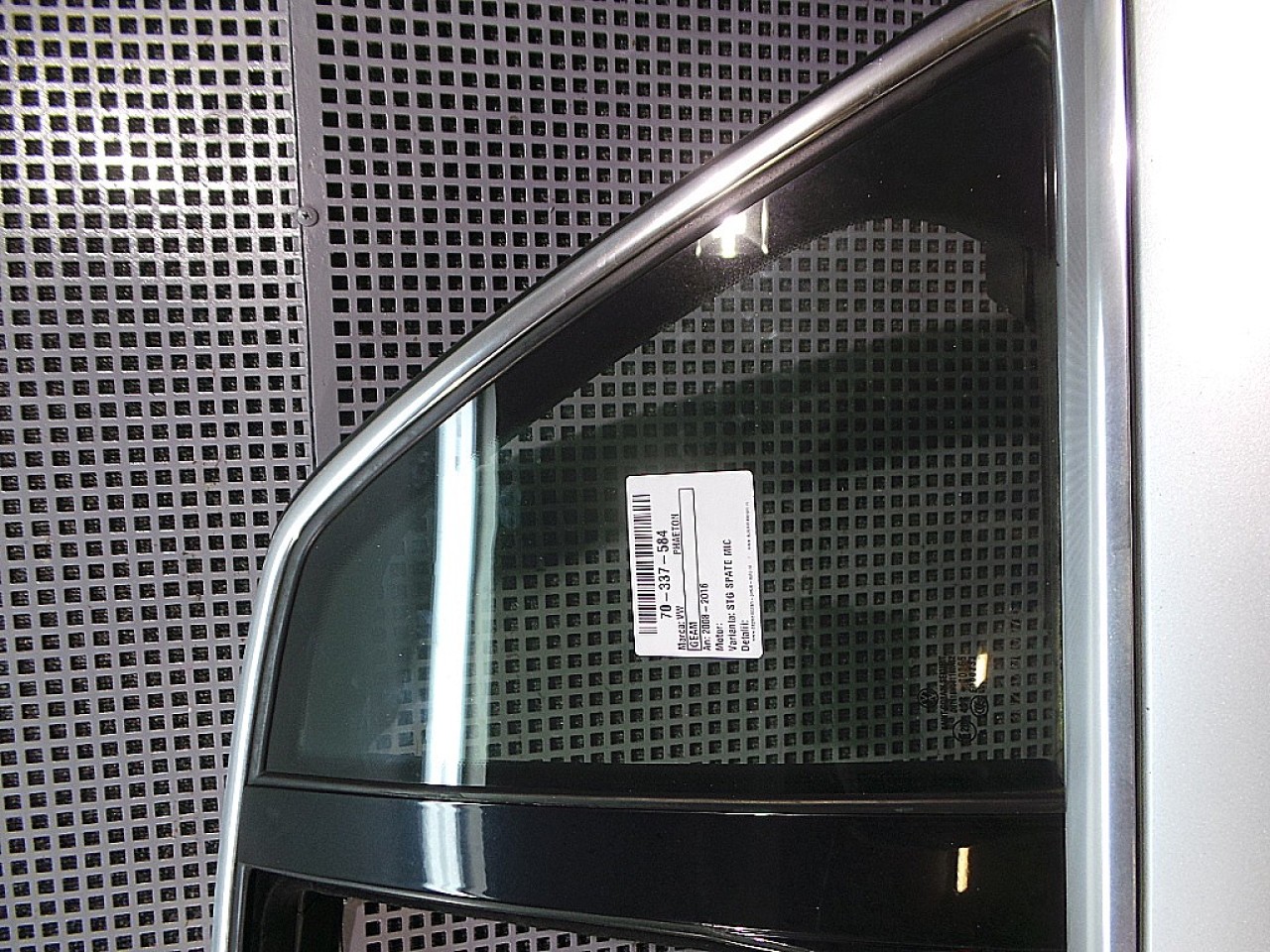 GEAM SPATE MIC STANGA VW PHAETON PHAETON - - (2002 2010)