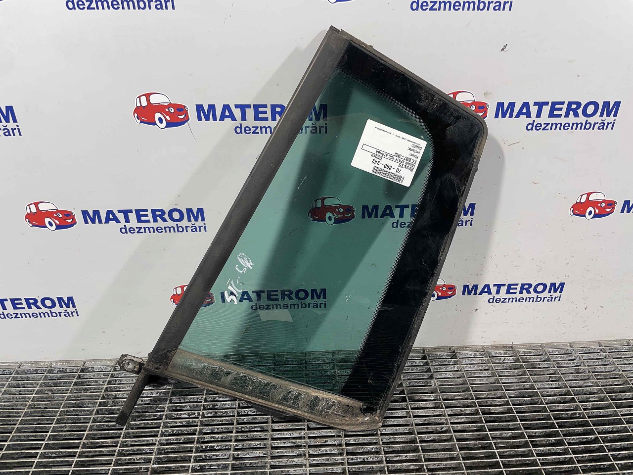 GEAM SPATE MIC STANGA VW TIGUAN - - (2007 2010)