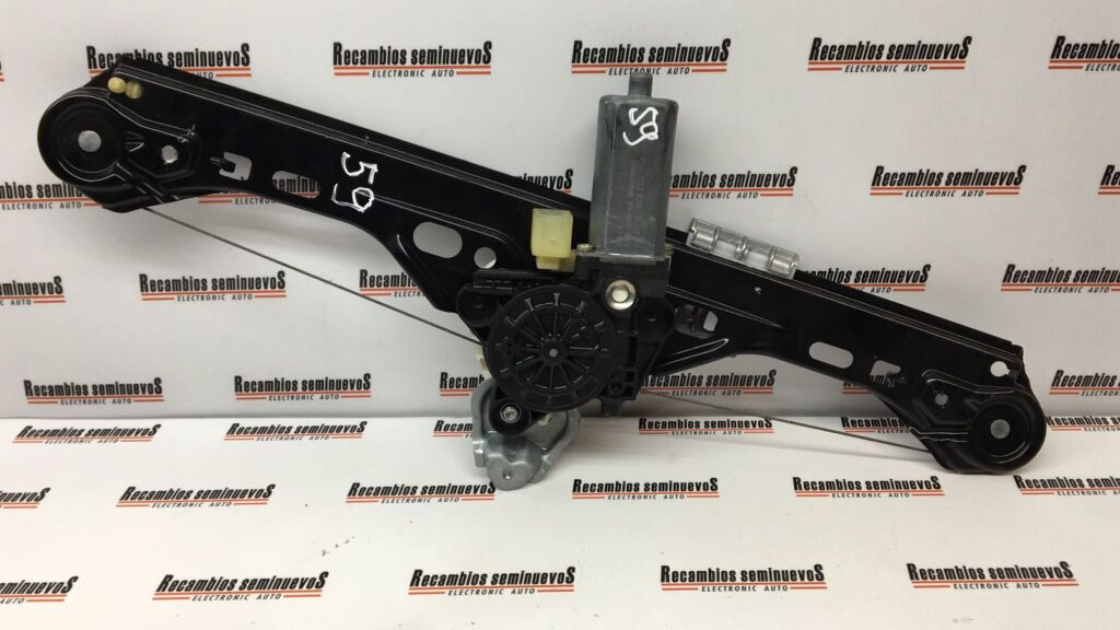 geam spate stanga BROSE MERCEDES-BENZ Class C 0 130 822 008 / 0130822008 / A 203 820 29 42 / A20382029420 130 822 008 / 0130822008 / A 203 820 29 42 / A2038202942