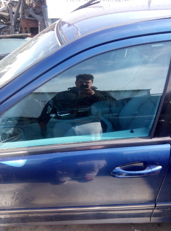 Geam stanga fata Mercedes C class w203